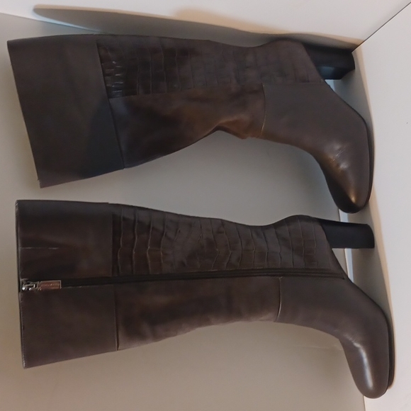 NEW IN BOX! Women's Grey Knee-High Boots Size 8M L@@K WOW! - Picture 16 of 16
